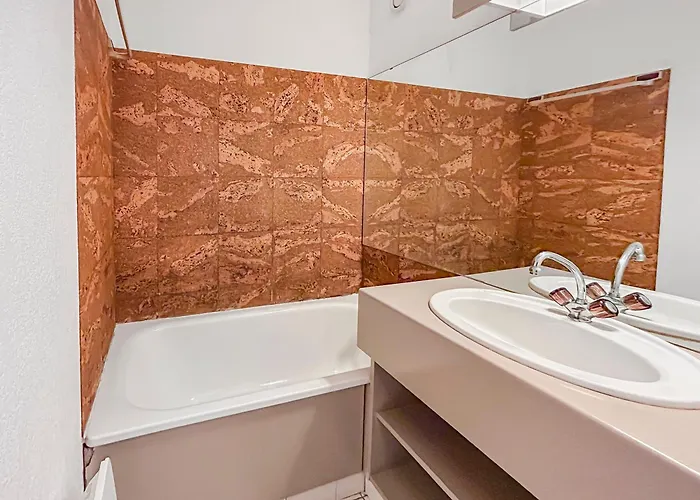 Bord De Mer, Balcon, A Deux Pas Des Commerces