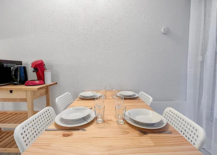 شقة Bord De Mer, Balcon, A Deux Pas Des Commerces *